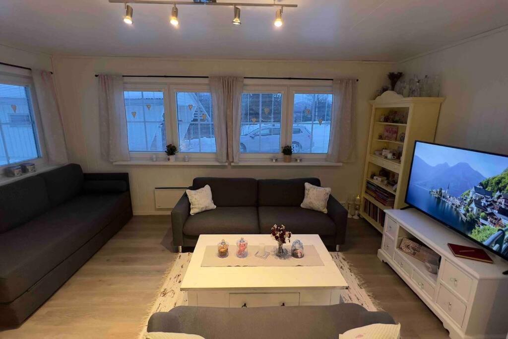Marta'S Home-Cozy Appartment Near The Airport Andselv Bagian luar foto